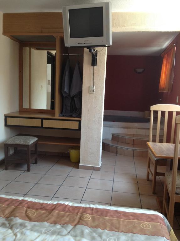 Ag Hotel Hotel